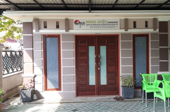 Pengujian Laboratorium Mekanika Tanah