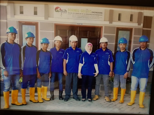 Bor dalam sampai 100 meter (Rotary Auger Boring Machine)